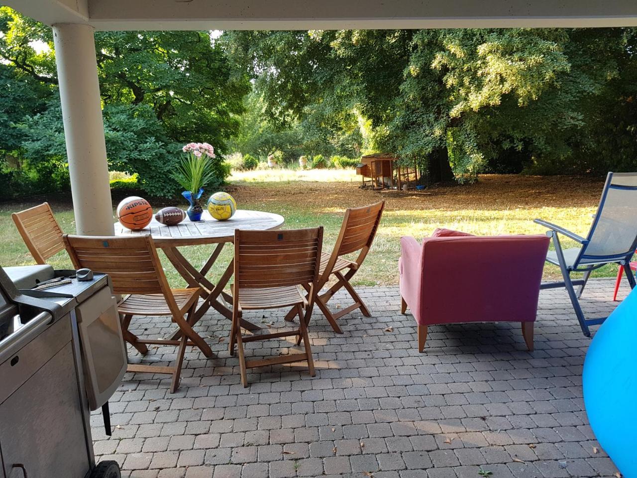 Chateau Lambert Moulinsart Hotel, Shuttle Airport, Long Term Parking, Snooker, Large Terrasse, Dinner, Breakfast Charleroi Zewnętrze zdjęcie
