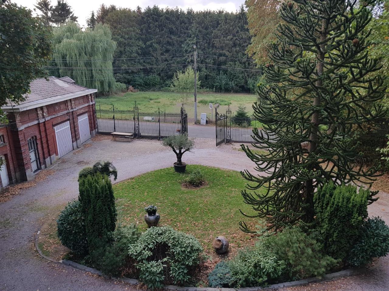 Chateau Lambert Moulinsart Hotel, Shuttle Airport, Long Term Parking, Snooker, Large Terrasse, Dinner, Breakfast Charleroi Zewnętrze zdjęcie
