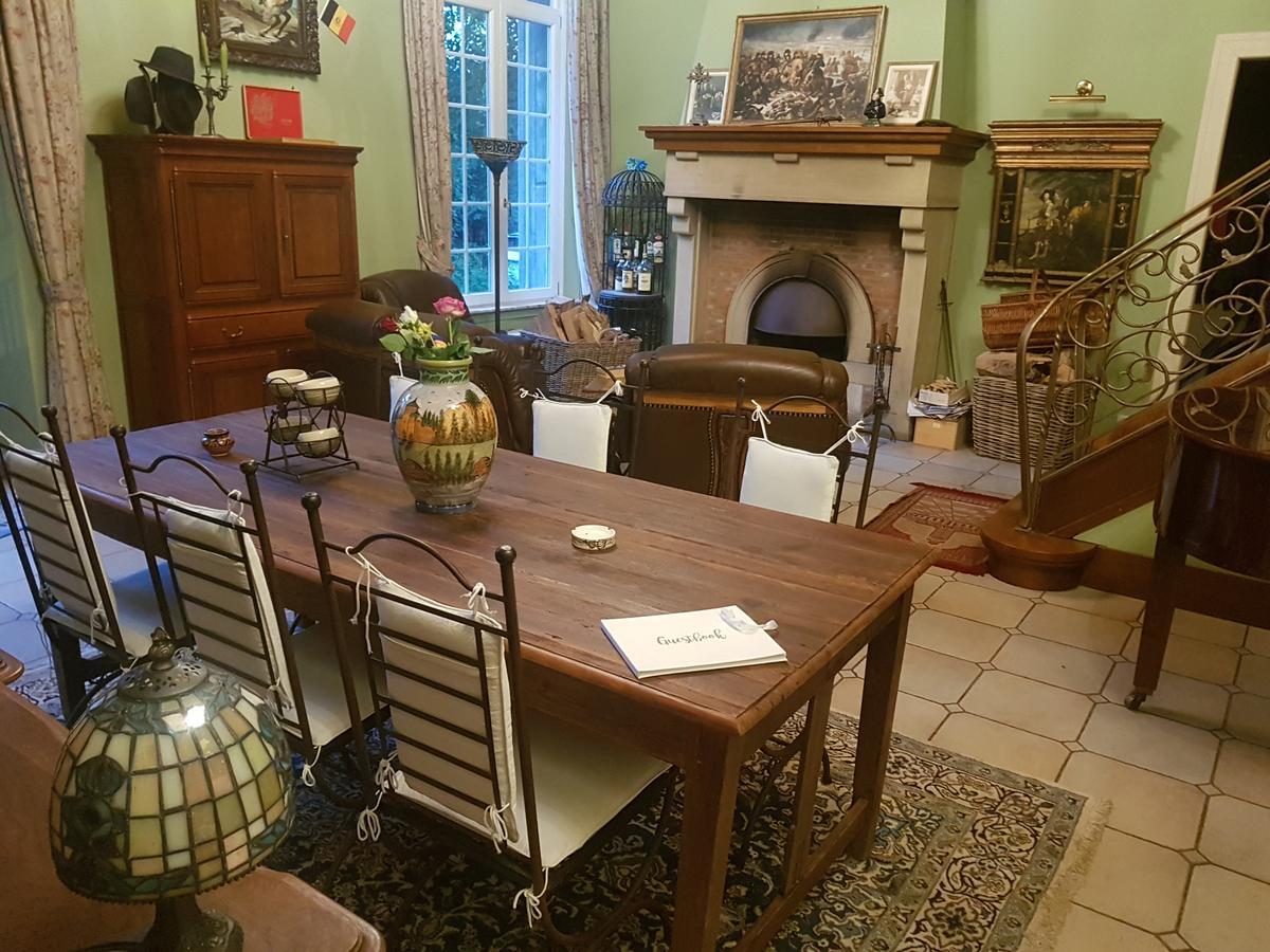 Chateau Lambert Moulinsart Hotel, Shuttle Airport, Long Term Parking, Snooker, Large Terrasse, Dinner, Breakfast Charleroi Zewnętrze zdjęcie