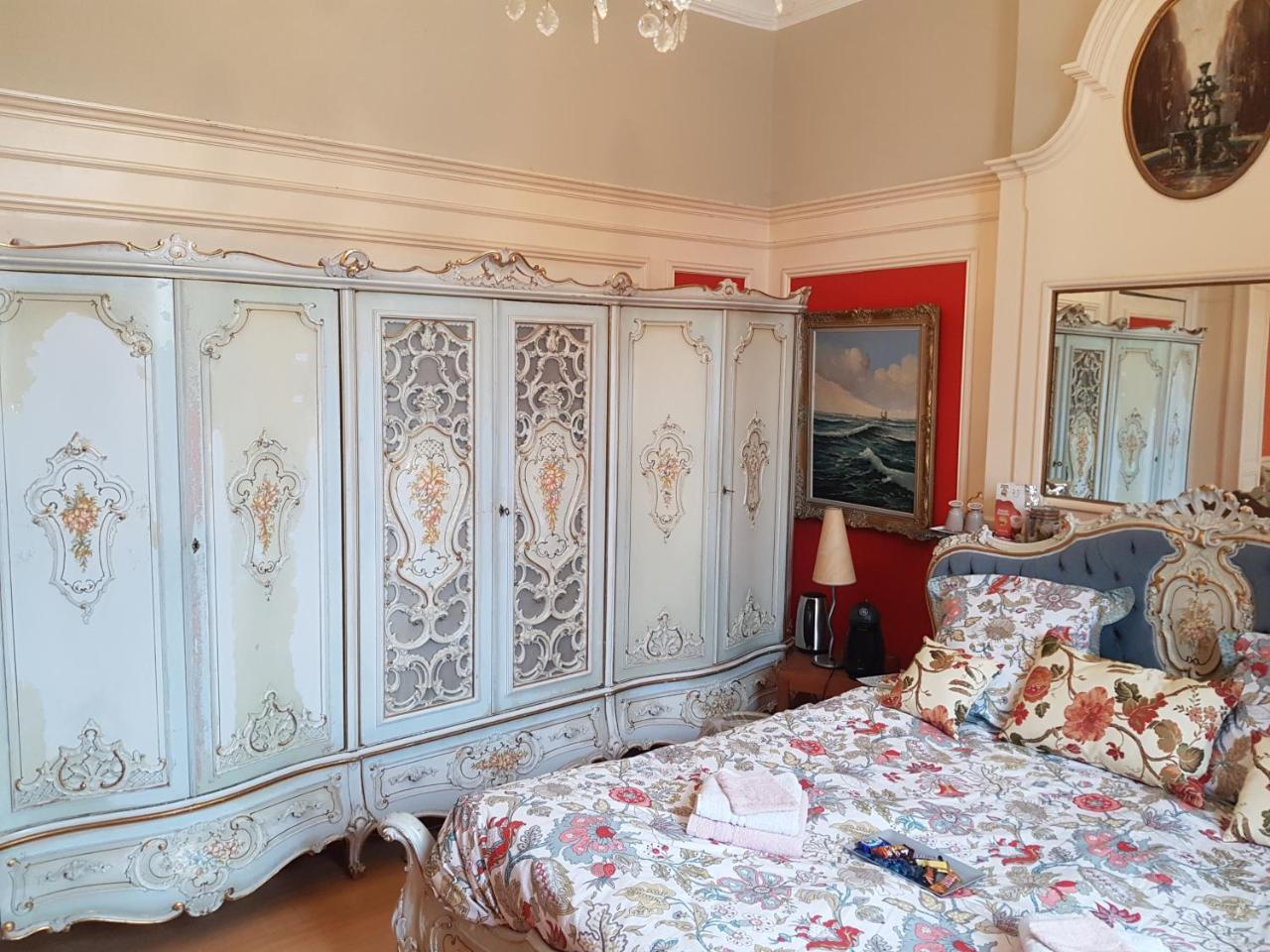Chateau Lambert Moulinsart Hotel, Shuttle Airport, Long Term Parking, Snooker, Large Terrasse, Dinner, Breakfast Charleroi Zewnętrze zdjęcie