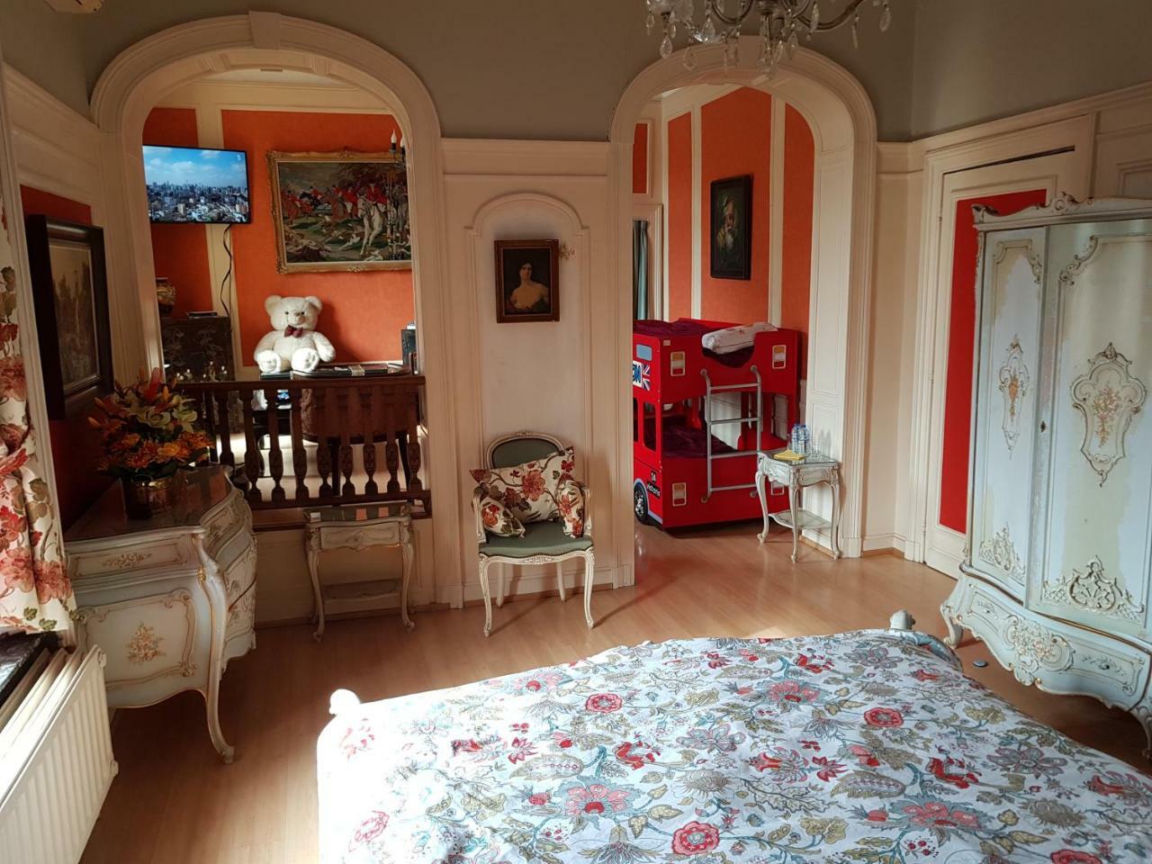 Chateau Lambert Moulinsart Hotel, Shuttle Airport, Long Term Parking, Snooker, Large Terrasse, Dinner, Breakfast Charleroi Zewnętrze zdjęcie
