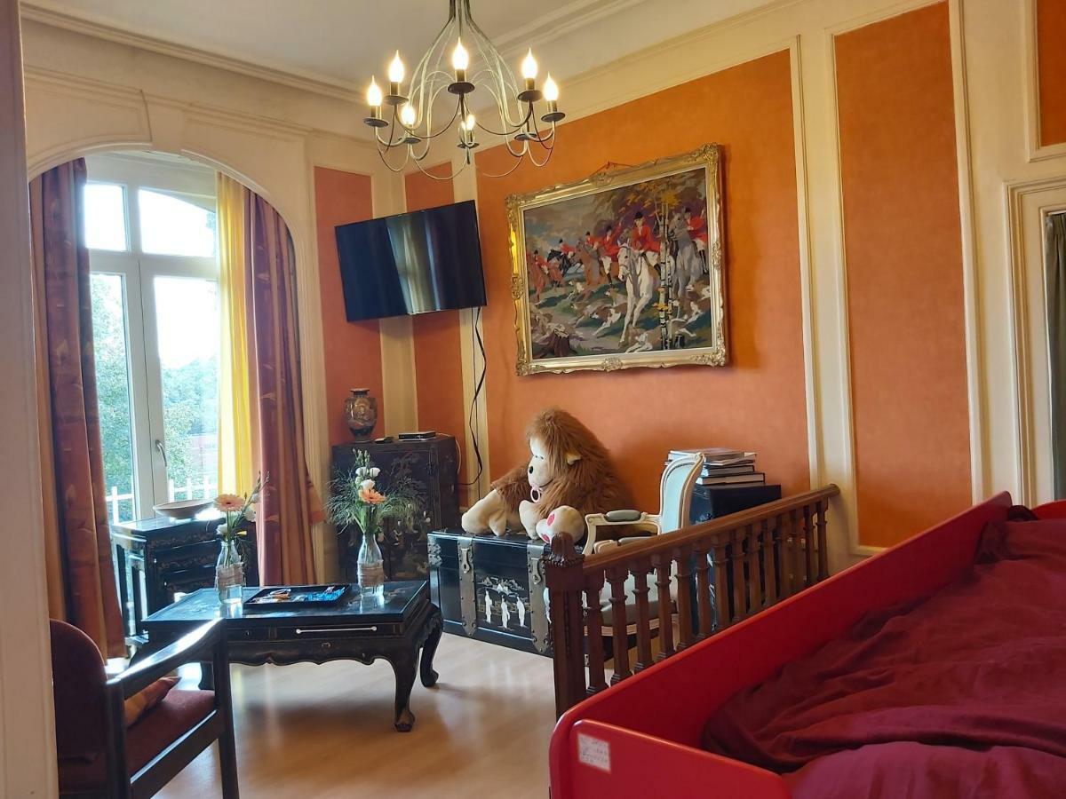 Chateau Lambert Moulinsart Hotel, Shuttle Airport, Long Term Parking, Snooker, Large Terrasse, Dinner, Breakfast Charleroi Zewnętrze zdjęcie